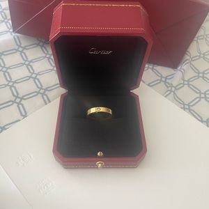 Cartier love ring with one diamond